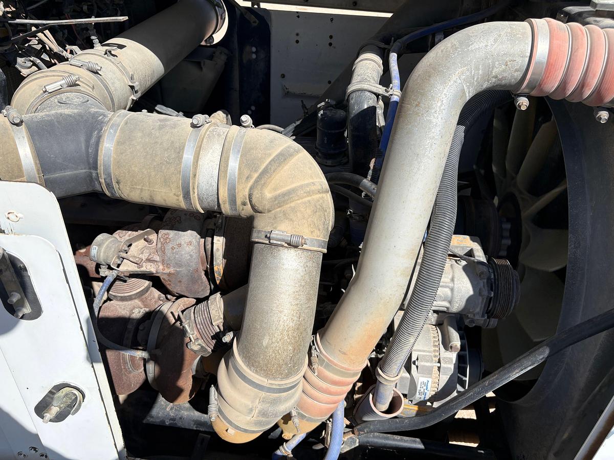 Used 2005 KENWORTH C500B TWIN STEER BED TRUCK