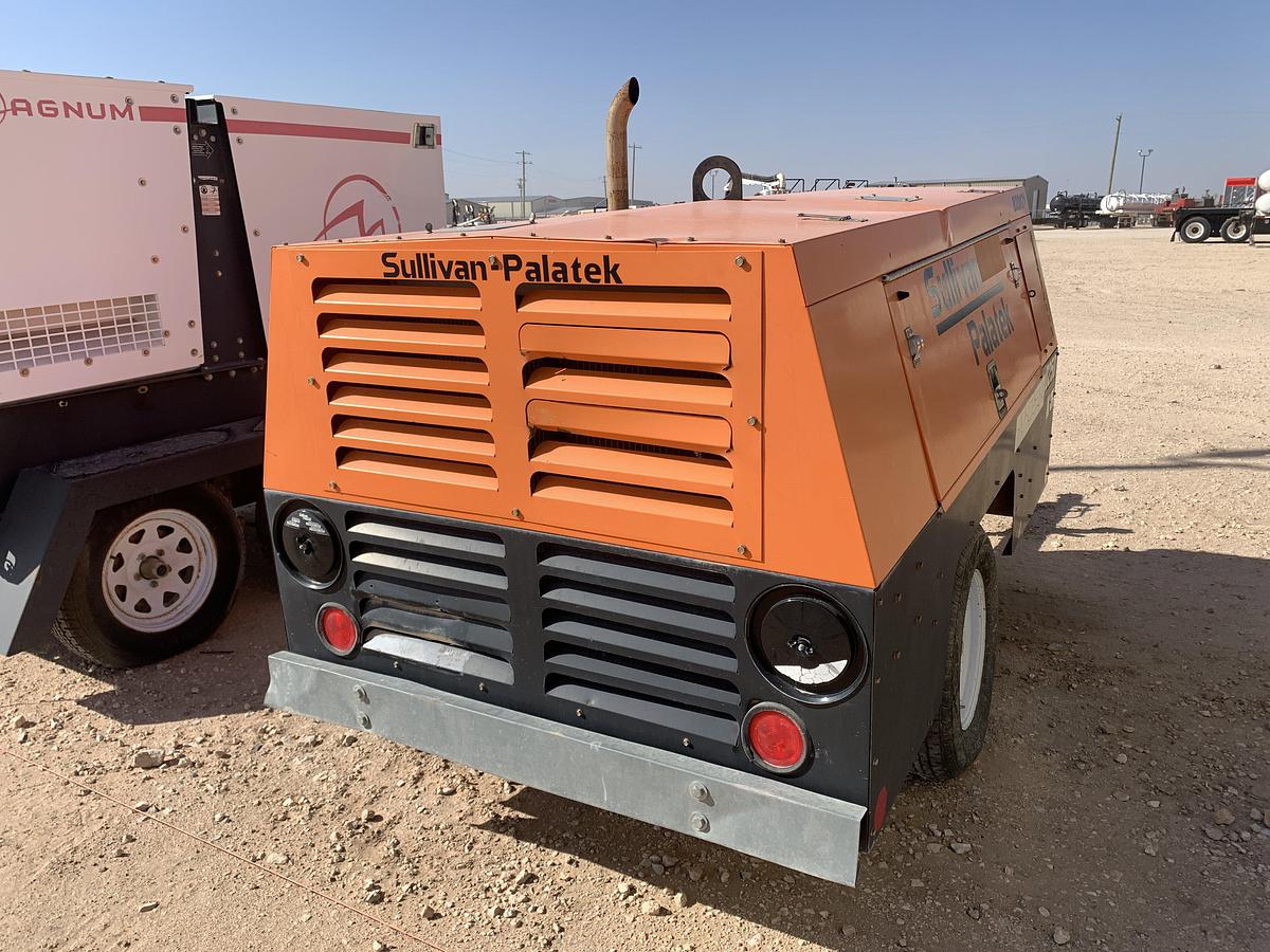 Used Sullivan Palatek DF250PJD S/A BUMPER PULL 250 CFM AIR COMPRESSOR