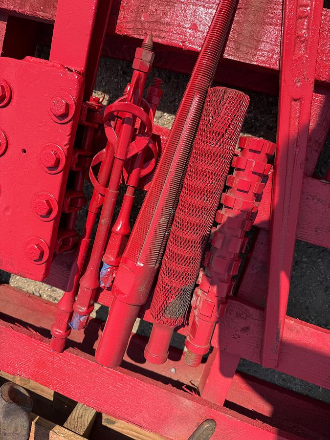 Used PALLET W/ (6) MANUAL TUBING TONGS, ROPE SOCKETS, TAPER TAP, WIRE ROPE T-CLAMP