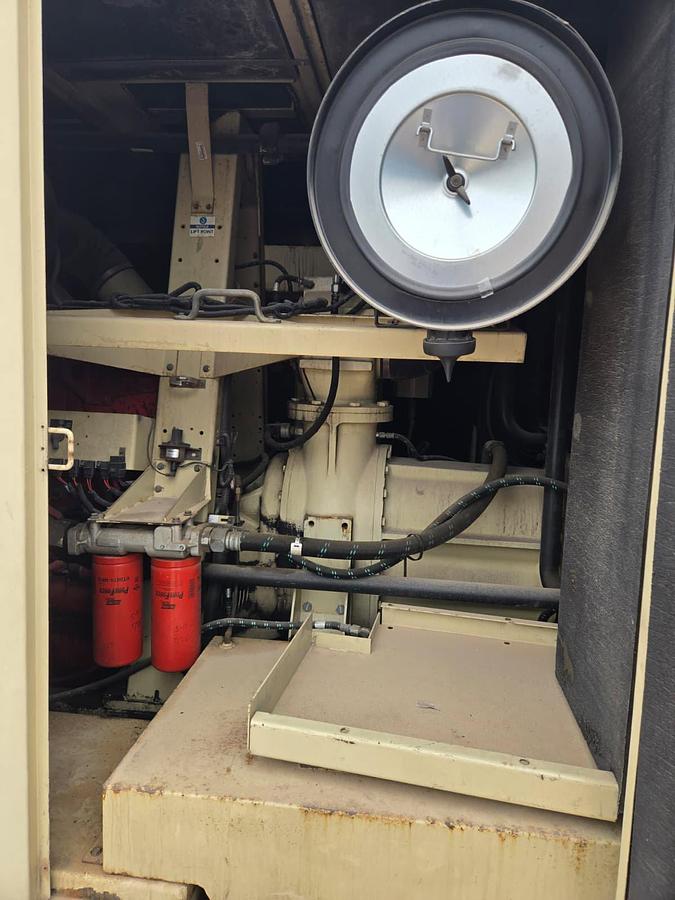 Used 2014 Doosan HP1600 CFM Portable Air Compressor