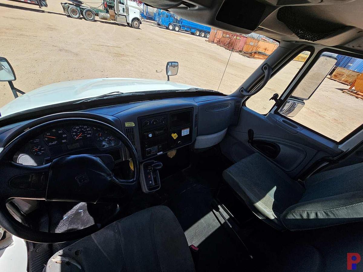 Used 2003 INTERNATIONAL DURASTAR 4300 S/A DAYCAB KNUCKLE BOOM CRANE TRUCK