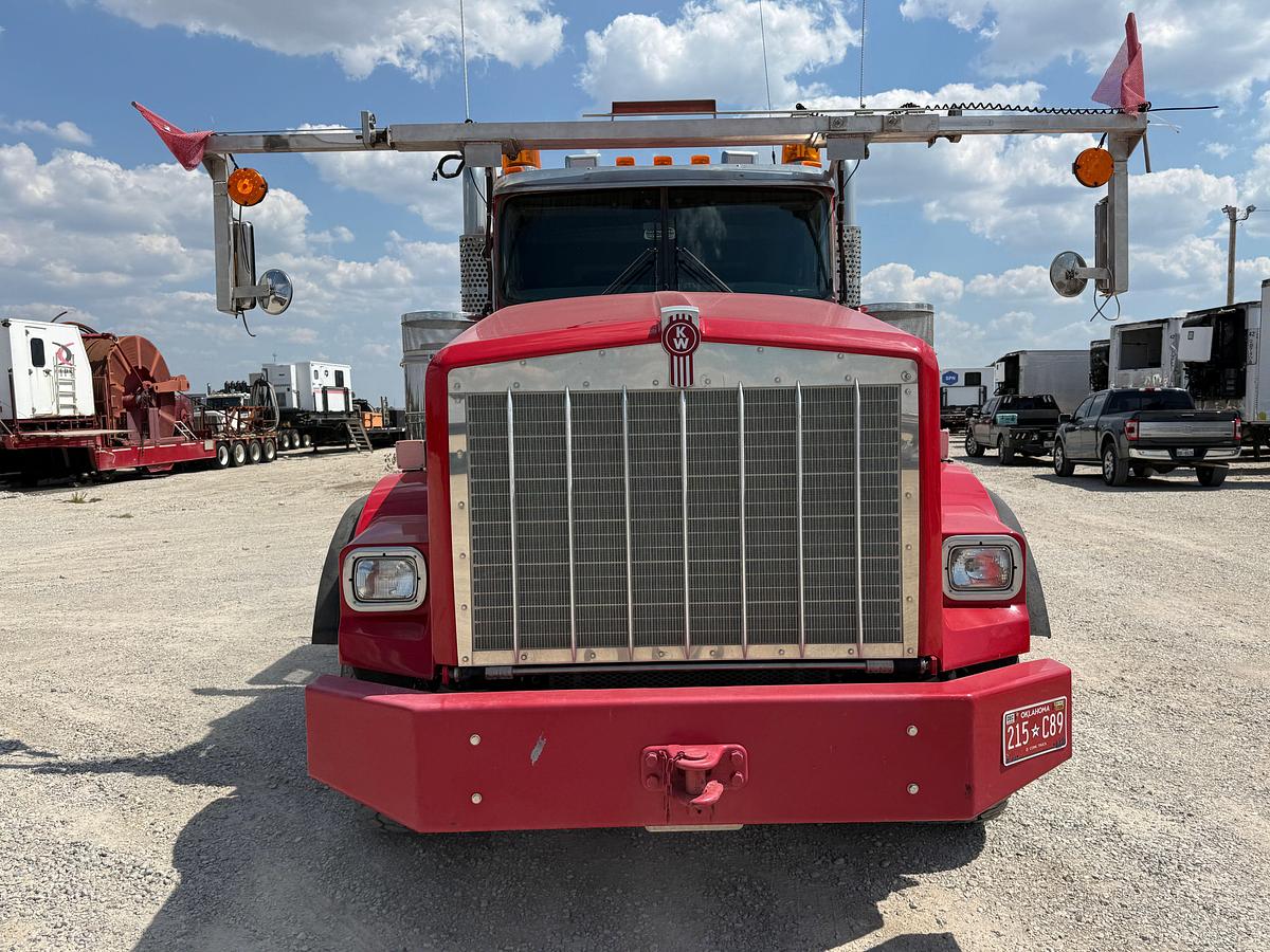 Used 2019 KENWORTH T800 TRI-DRIVE W/ PUSHER HEAVY HAUL TRUCK