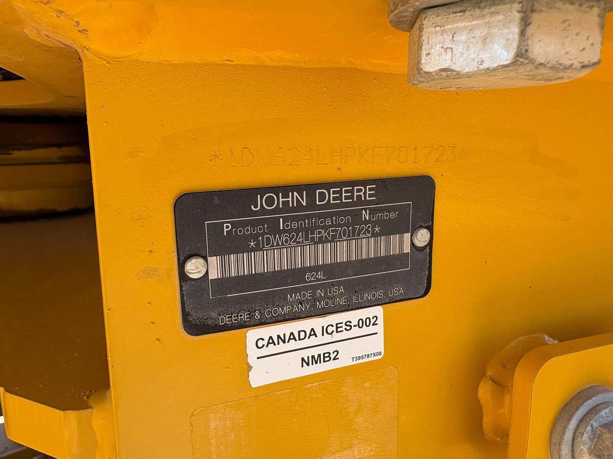 Used 2019 JOHN DEERE 624L WHEEL LOADER