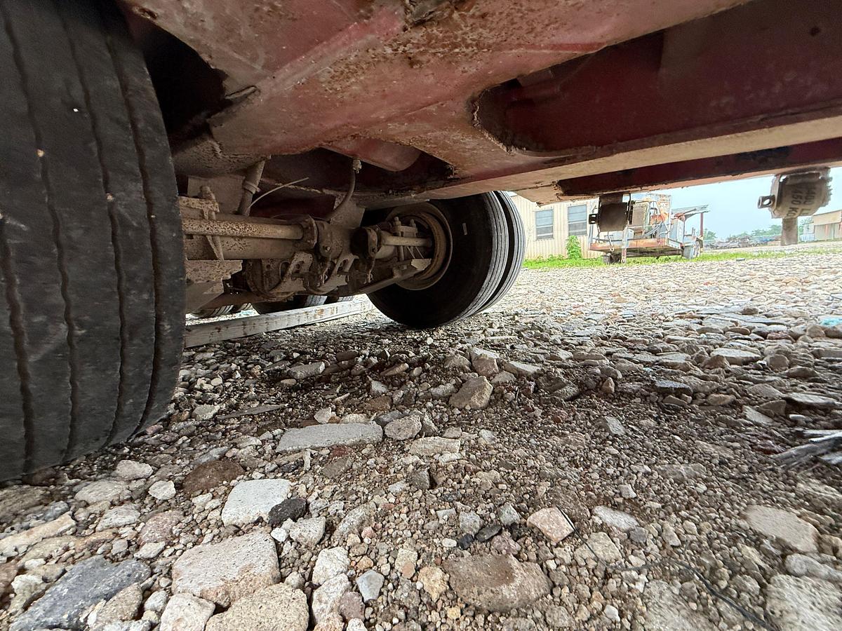 Used 1981 LUFKIN  34' X 96" 3-AXLE NARROW NECK LOWBOY TRAILER