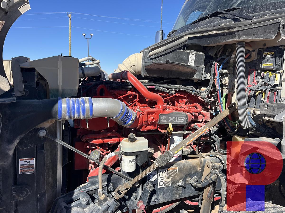 Used 2024 KENWORTH T880 T/A DAY CAB TRUCK TRACTOR