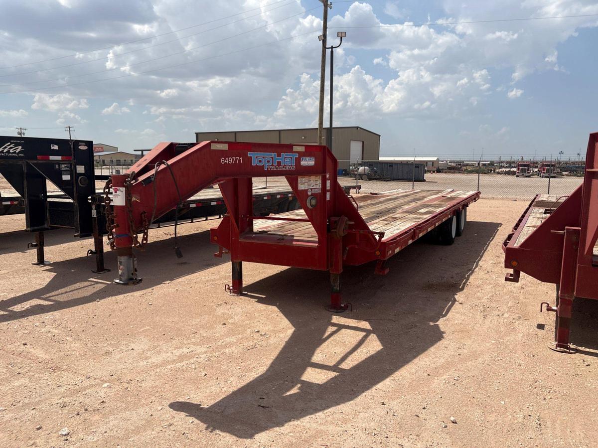 Used 2014 TOP HAT TRAILERS 30’ X 102” T/A GOOSENECK TRAILER