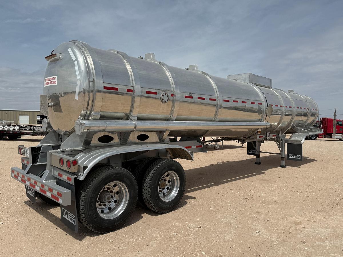 Used 2008 DRAGON PRODUCTS 8,400 GALLON T/A FUEL TRAILER