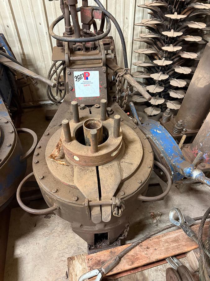 Used GILL MODEL 500 HYDRAULIC POWER TONG W/ AIR BACK-UP & TRANSPORT STAND