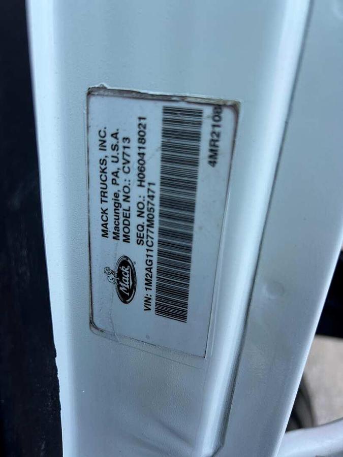 Used 2007 MACK CV713 50 TON T/A GIN POLE WINCH TRUCK 3-WINCHES