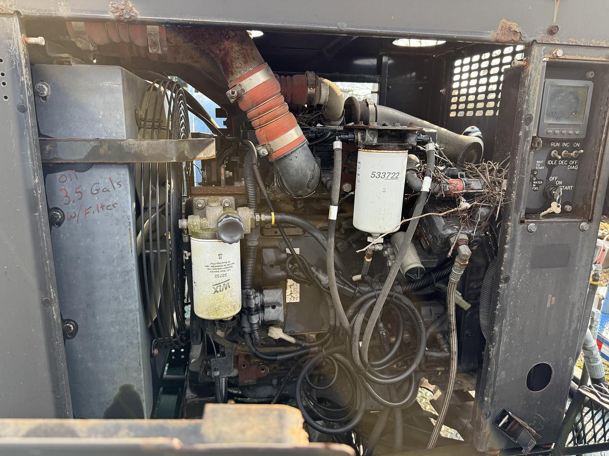 Used LOGAN 85-TON POWER SWIVEL P/B CUMMINS MTD ON 2009 AMERITRAIL GOOSENECK TRAILER