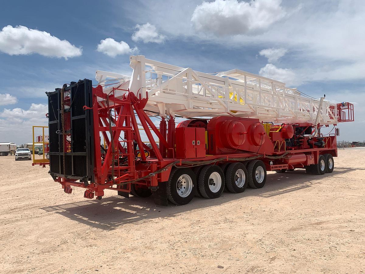 Used 2007 RIGTECH DD 6 AXLE WELL SERVICE RIG (104-250K MAST, 2019 CAT IV)