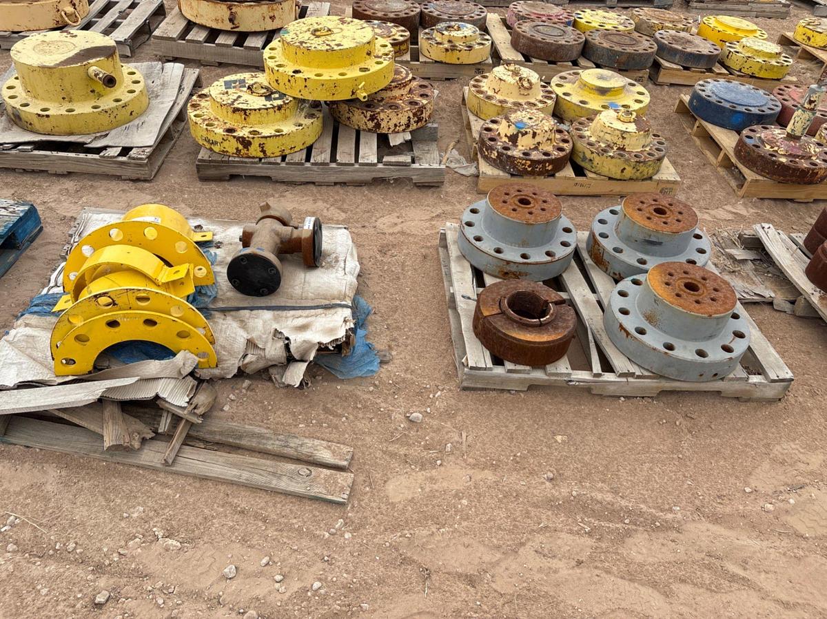 Used (7 pallets) assorted single stud adapters, blind flanges, & ring gaskets