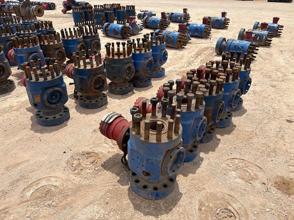 Used (10x$) 5” 15k hydraulic ball valves