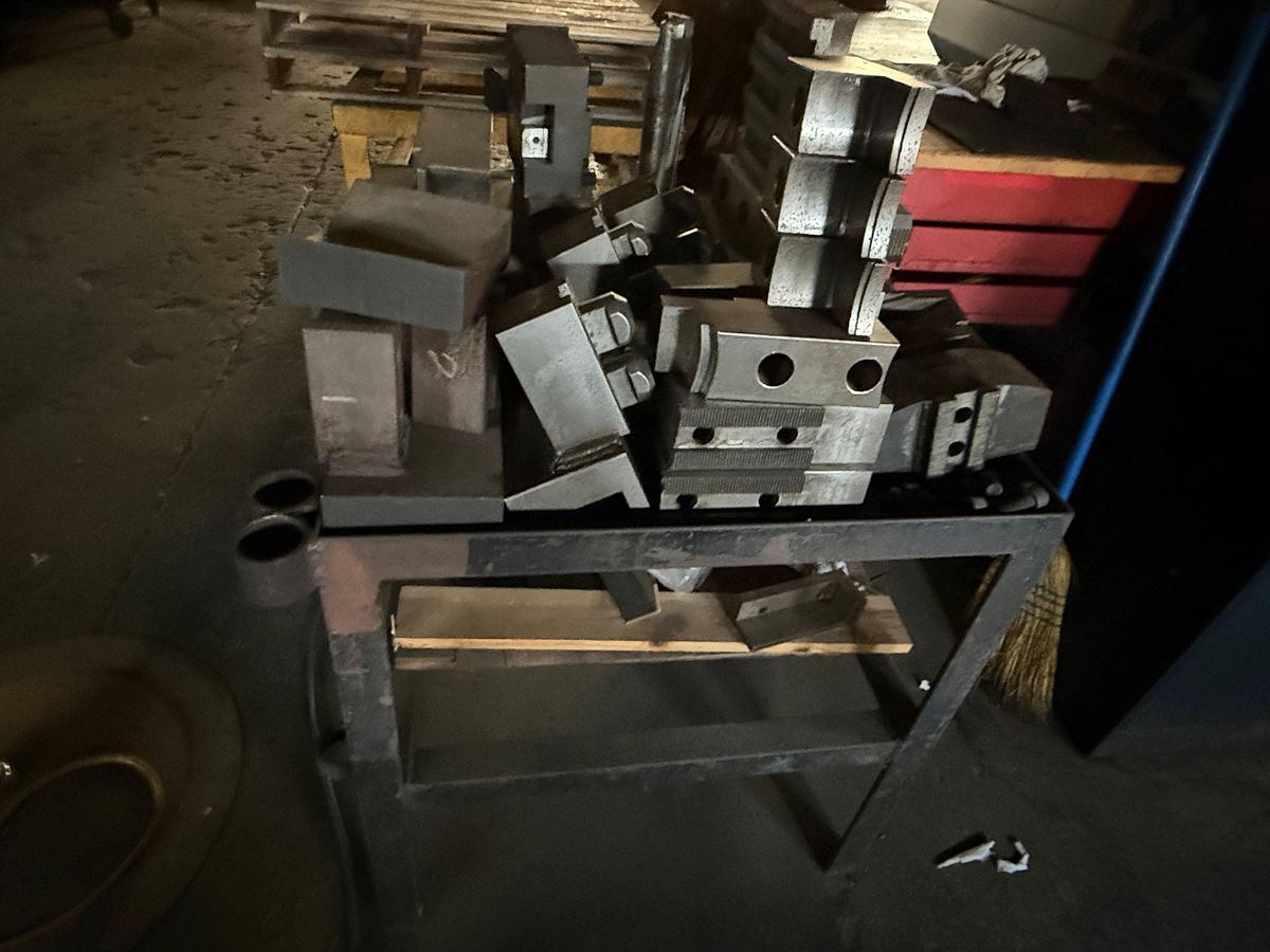 Used 2012 DOOSAN PUMA 480L CNC LATHE