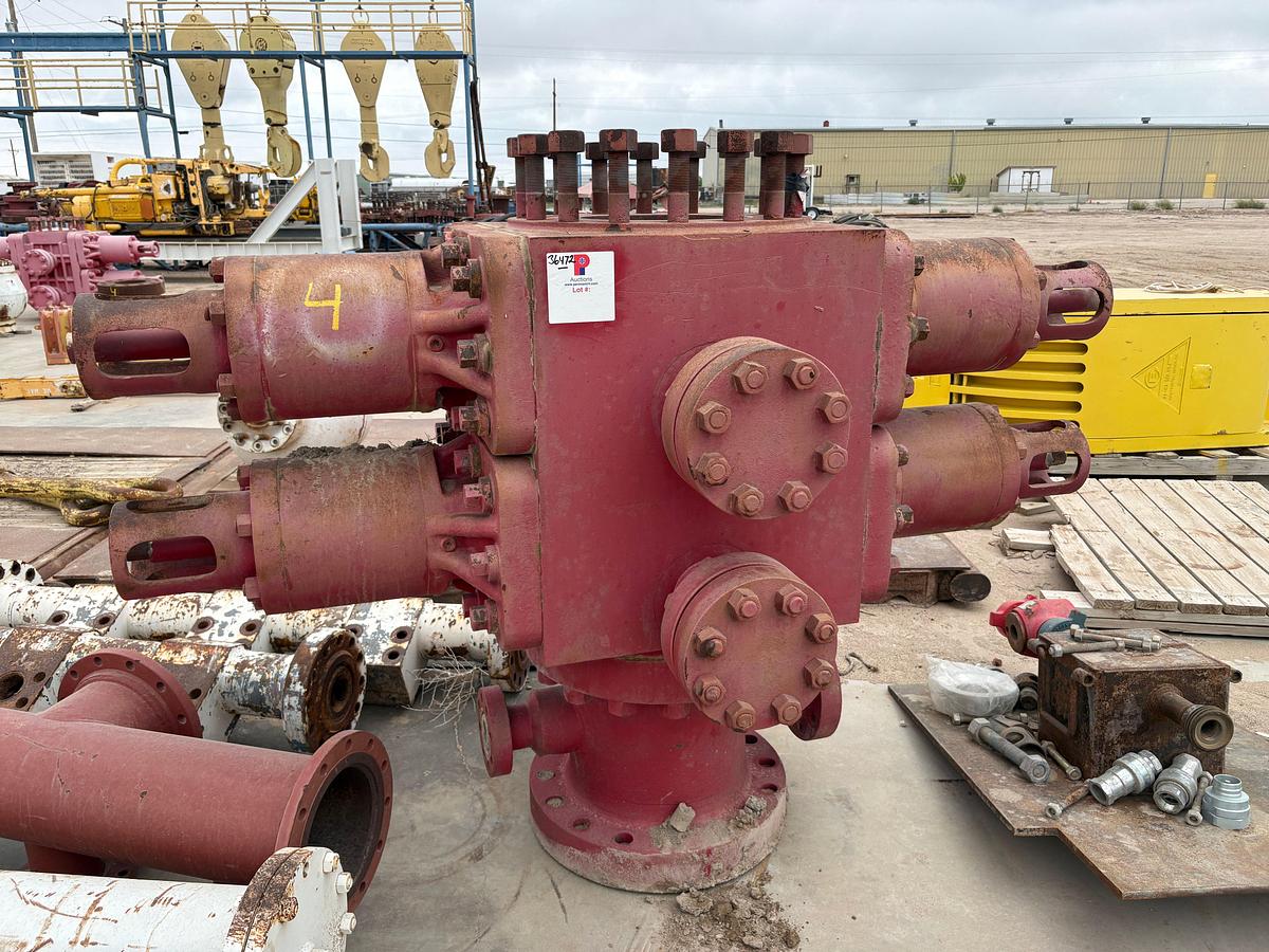 Used Cameron T82 13-5/8” 5K double hydraulic BOP