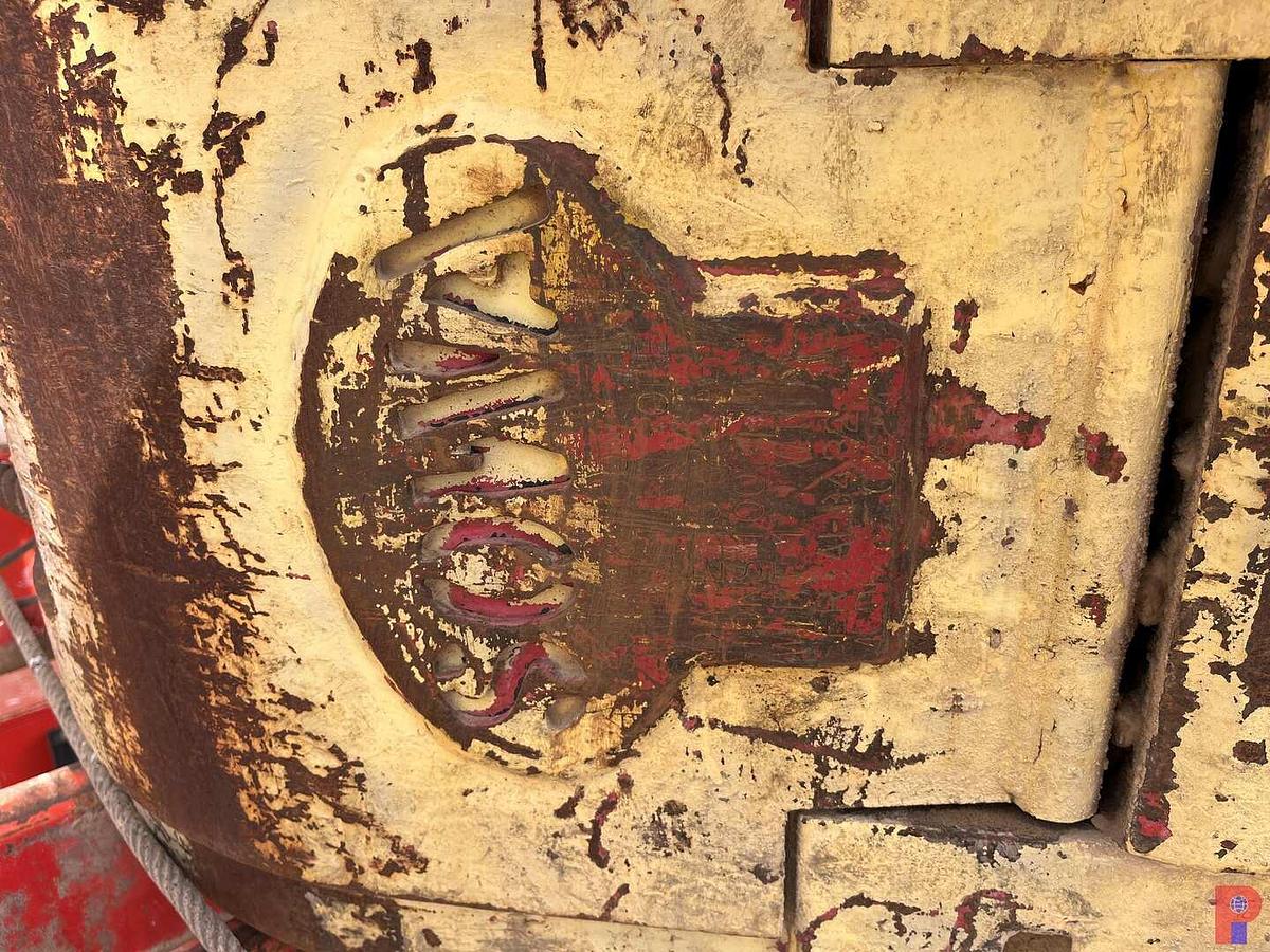 Used 2006 MODEL ES5500TXJ 5 AXLE WELL SERVICE WORKOVER RIG