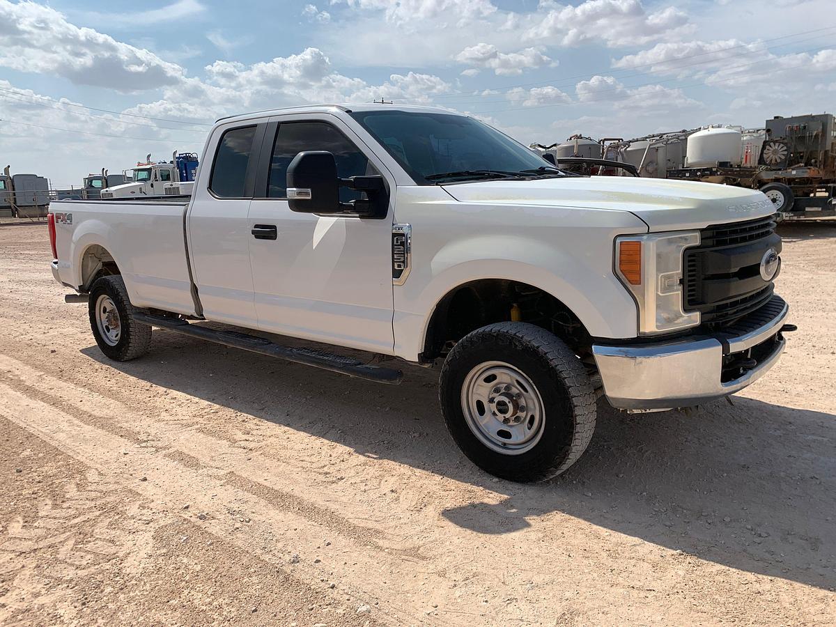 Used 2018 FORD F-250 SUPER DUTY EXTENDED CAB PICKUP TRUCK