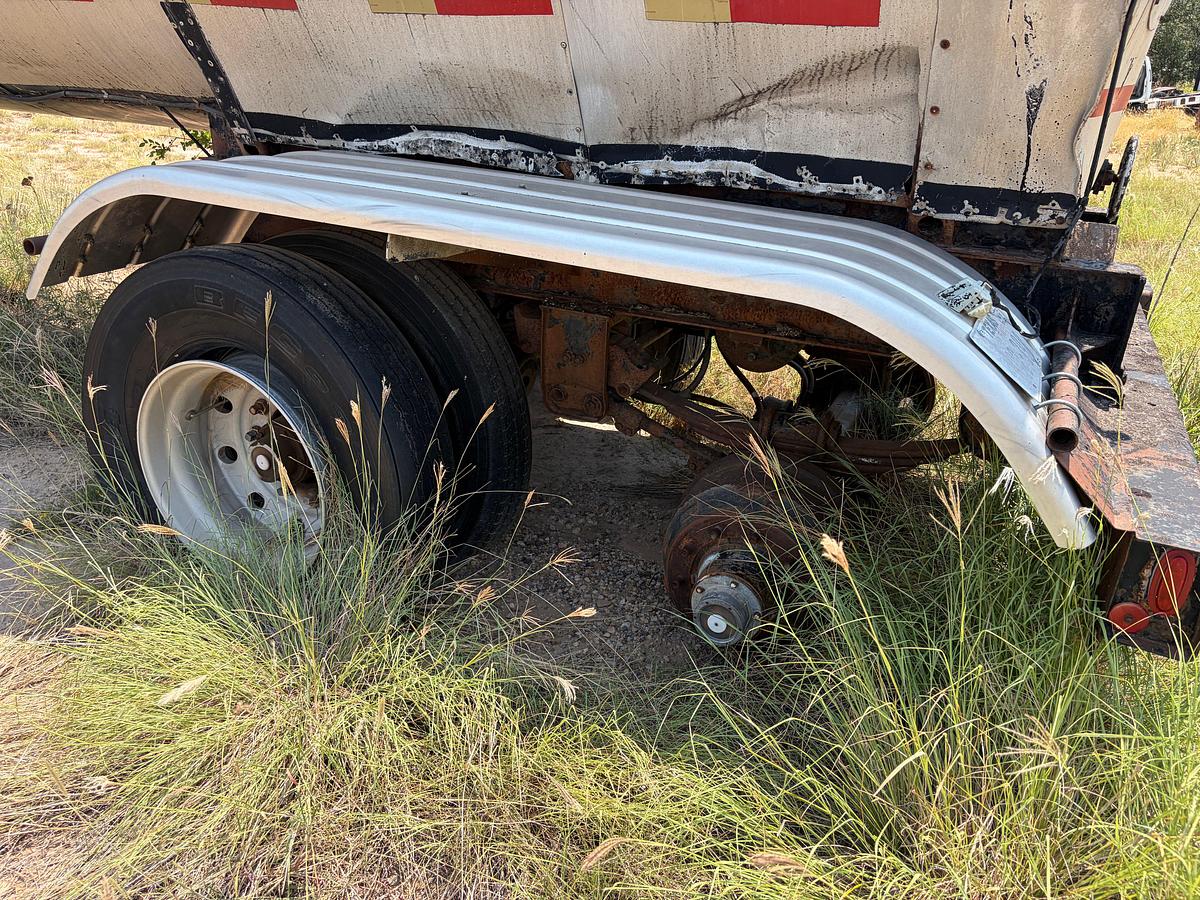Used 1988 HEIL TRAILER FUEL HAUL TRAILER