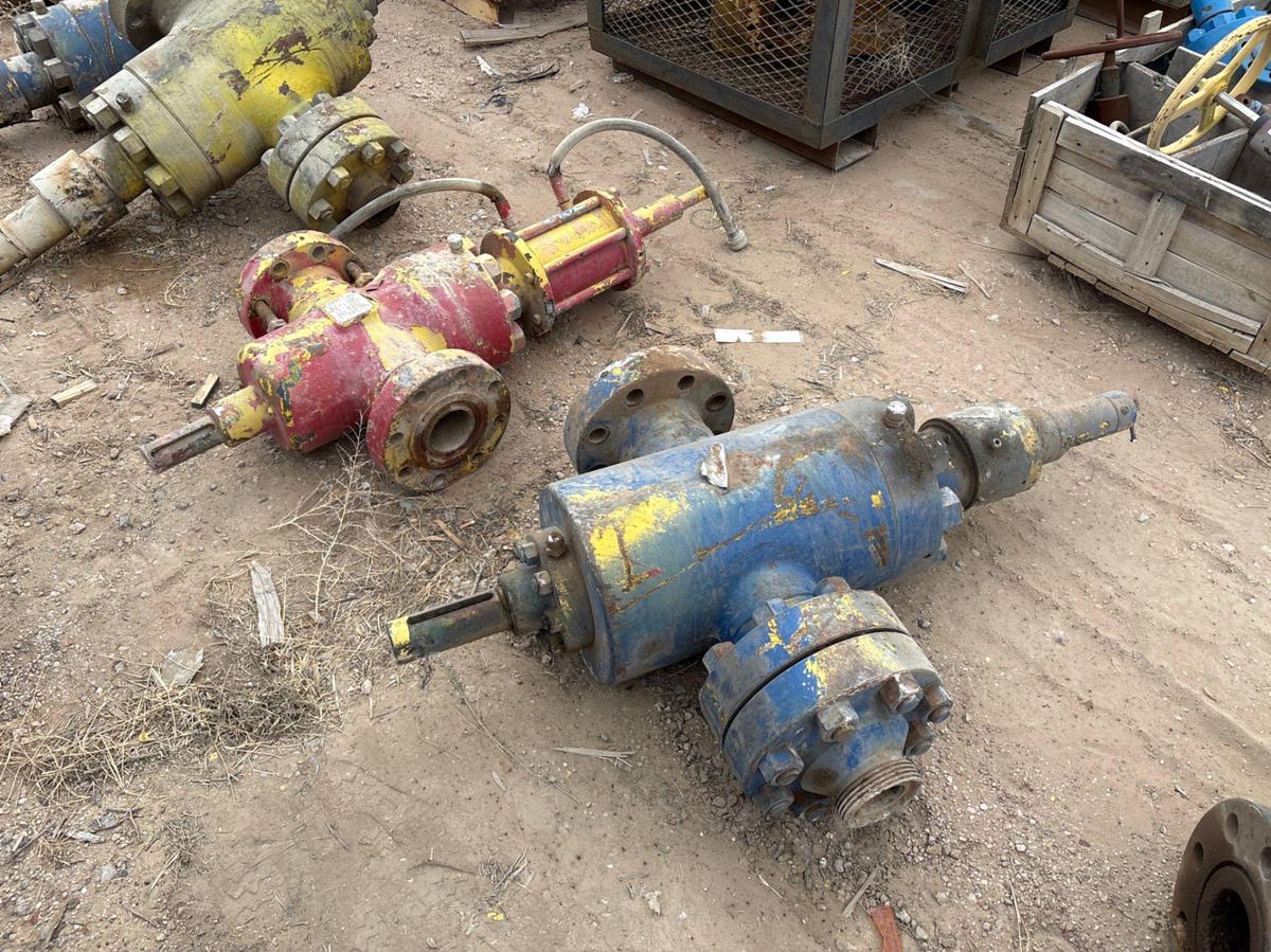 Used (9x$) (6) 4-1/16” 10K gate valves & (3) 4-1/16” 5K gate valves