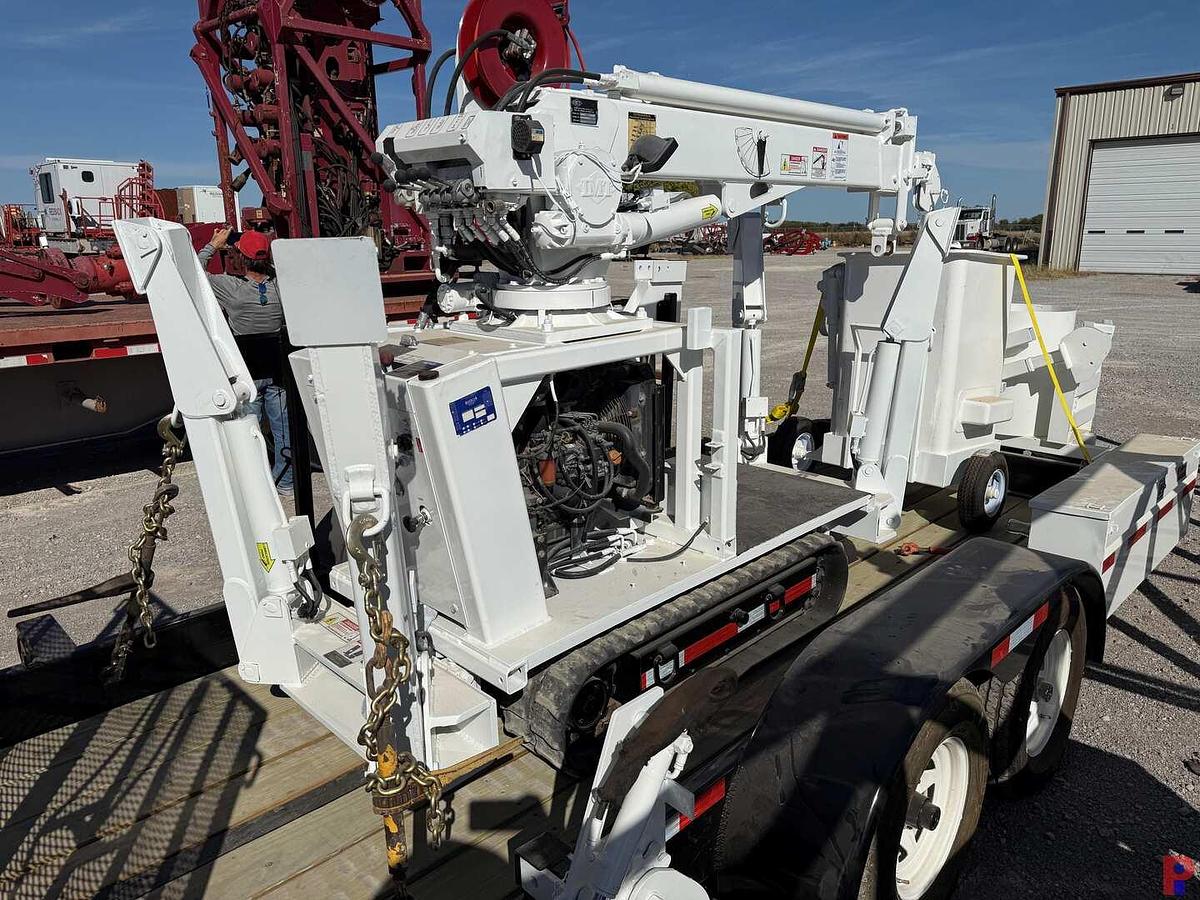 Used 2004 S.D.P. EZ HAULER CRAWLER DIGGER DERRICK ON T/A TRAILER