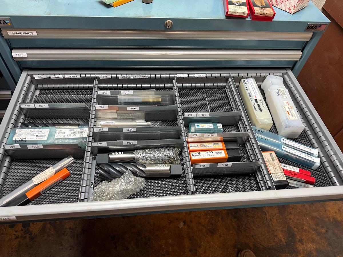 Used LOT W/ (200+) UNUSED EXPENDABLE MACHINING TOOLS INCLUDES (2) LISTA 8-DRAWER ROLLING TOOLBOXES, TABLE TOP & BOLT BIN W/ CONTENTS
