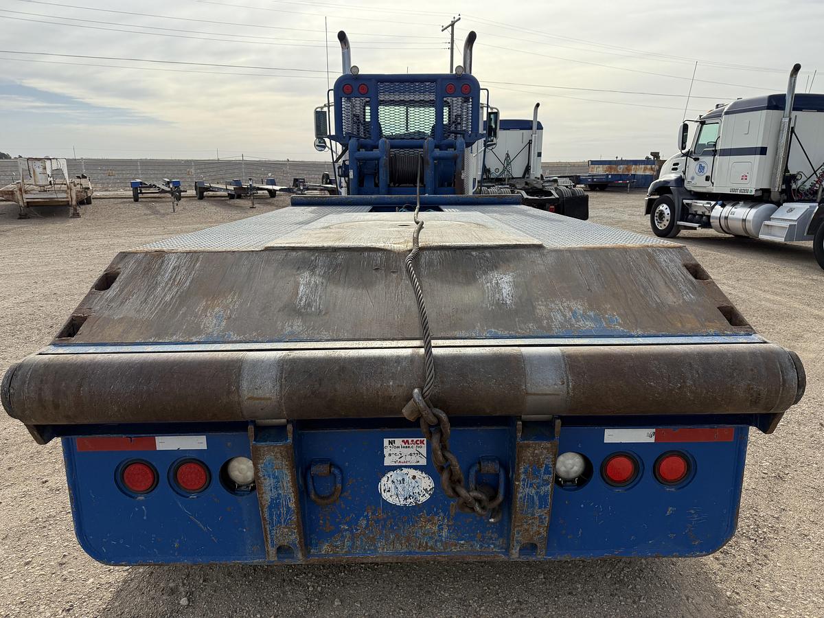 Used 2014 MACK PINNACLE CHU613 T/A 80K HYD. SLICK BACK WINCH TRUCK