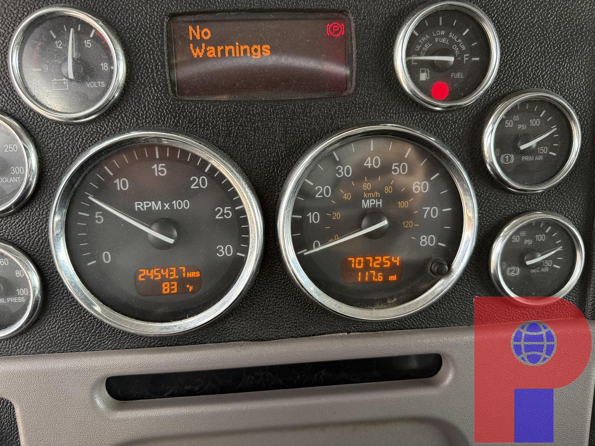 Used 2014 PETERBILT 388 T/A DUMP TRUCK