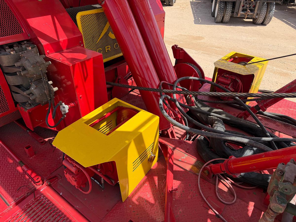 Used FRESHLY REFURBED 2007 CROWN CE600 DD 5 AXLE WELL SERVICE RIG 104'x265K MAST (2026 CAT IV)