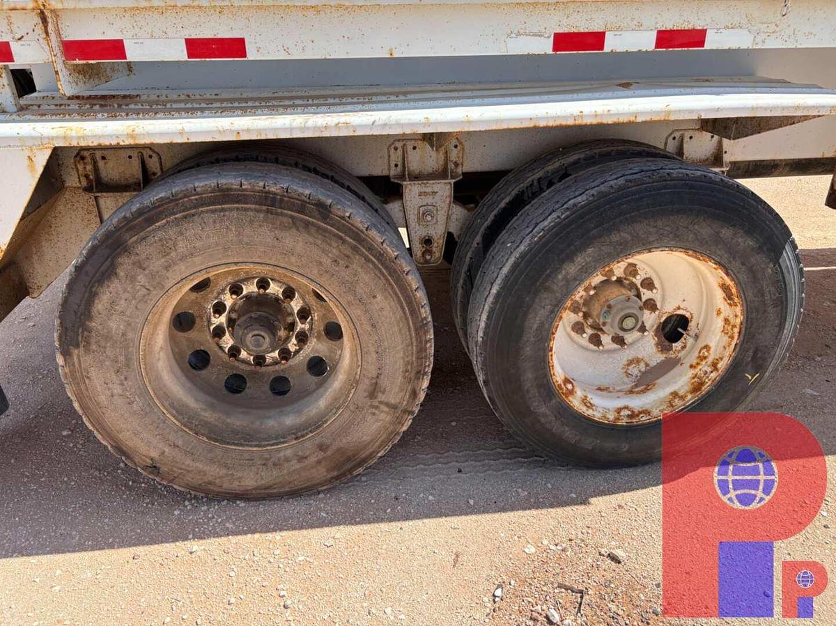 Used 2012 OVERLAND TANK 10,000GAL 3-COMPARTMENT T/A ACID TRANSPORT TRAILER