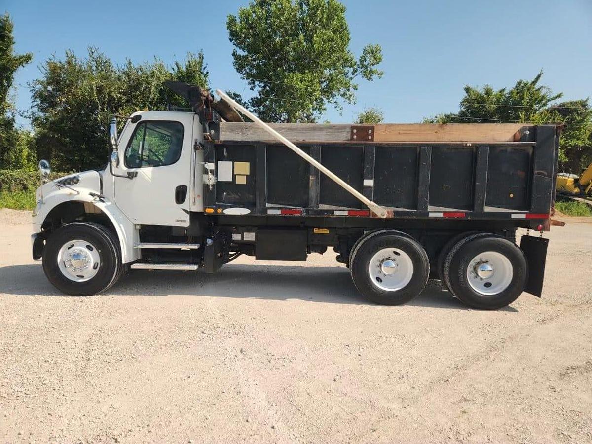 Used 2012 FREIGHTLINER M2 DUMP T/A TRUCK