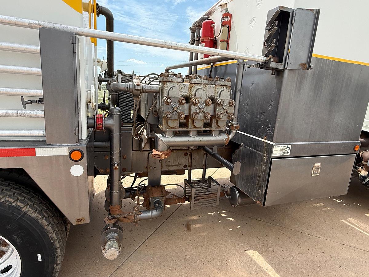 Used 2009 WESTERN STAR 4900 T/A ENERGYFAB 5K WP HOT OIL TRUCK