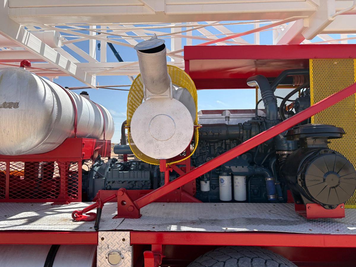 Used 2008 RIG WORKS MUSTANG 550 5-AXLE WELL SERVICE RIG