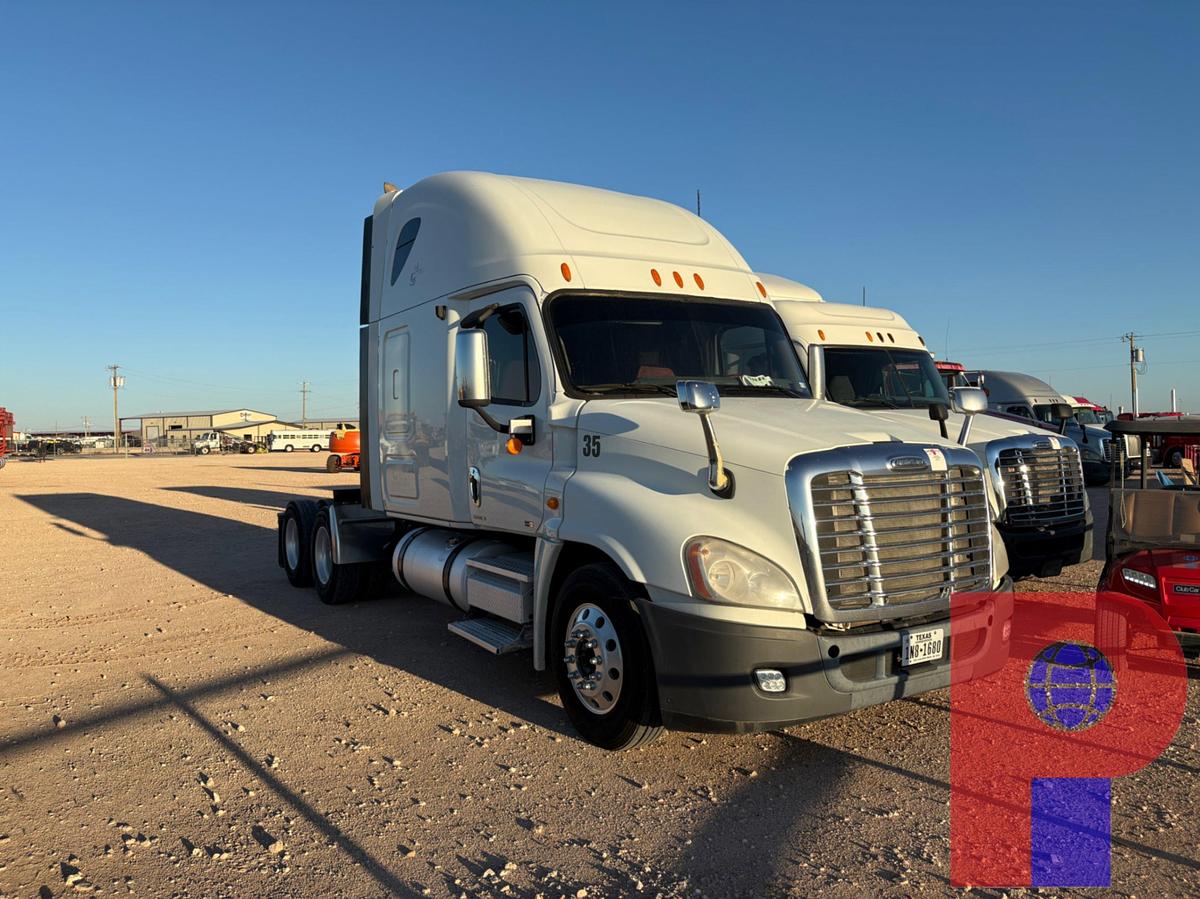 Used 2010 FREIGHTLINER CASCADIA T/A SLEEPER HAUL TRUCK