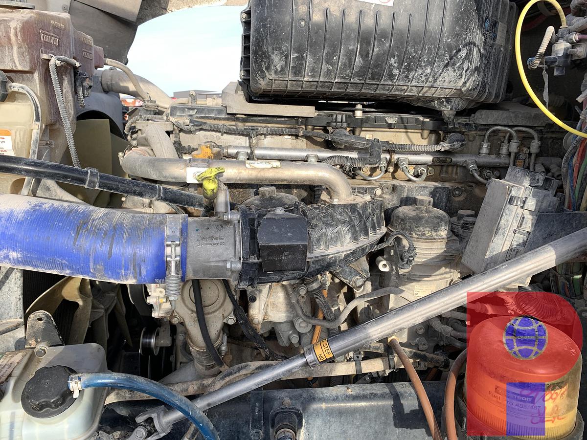 Used 2021 FREIGHTLINER CORONADO 122 SD T/A DAYCAB HAUL TRUCK