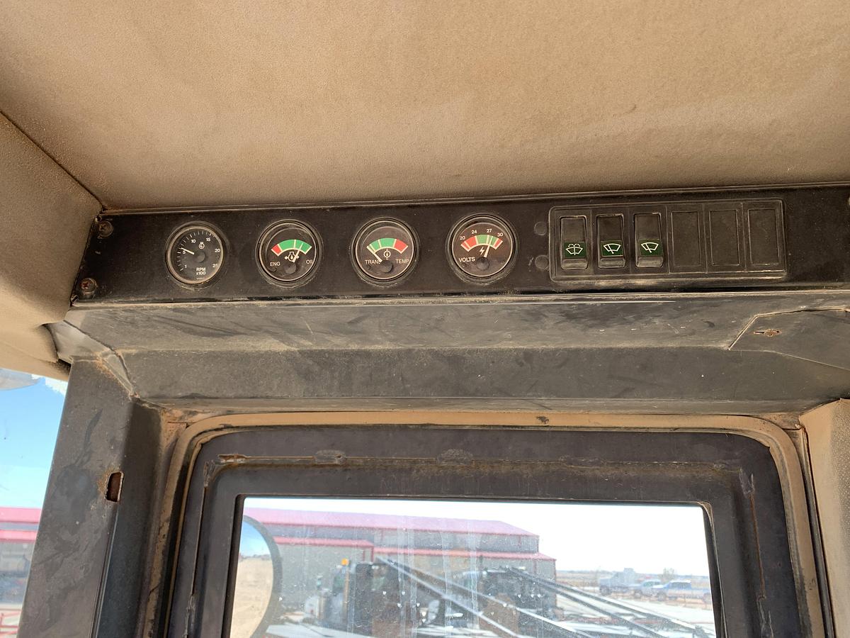 Used CASE 821B WHEEL LOADER