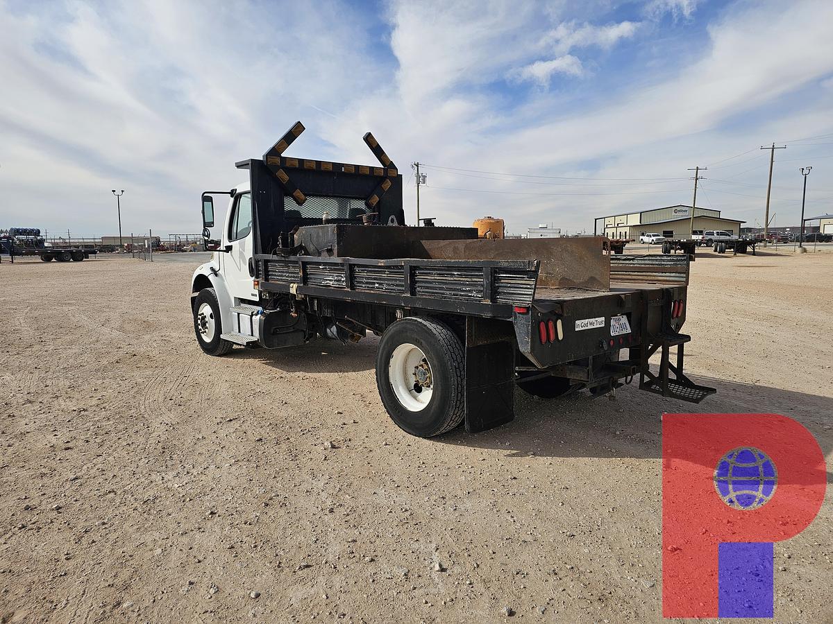 Used 2011 FREIGHTLINER M2 106 S/A DAYCAB ASPHALT POTHOLE TRUCK