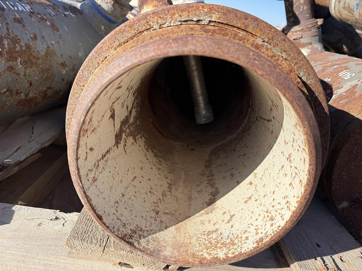 Used (3) MULTI-SIZE SINGLE PLUG CEMENT HEADS