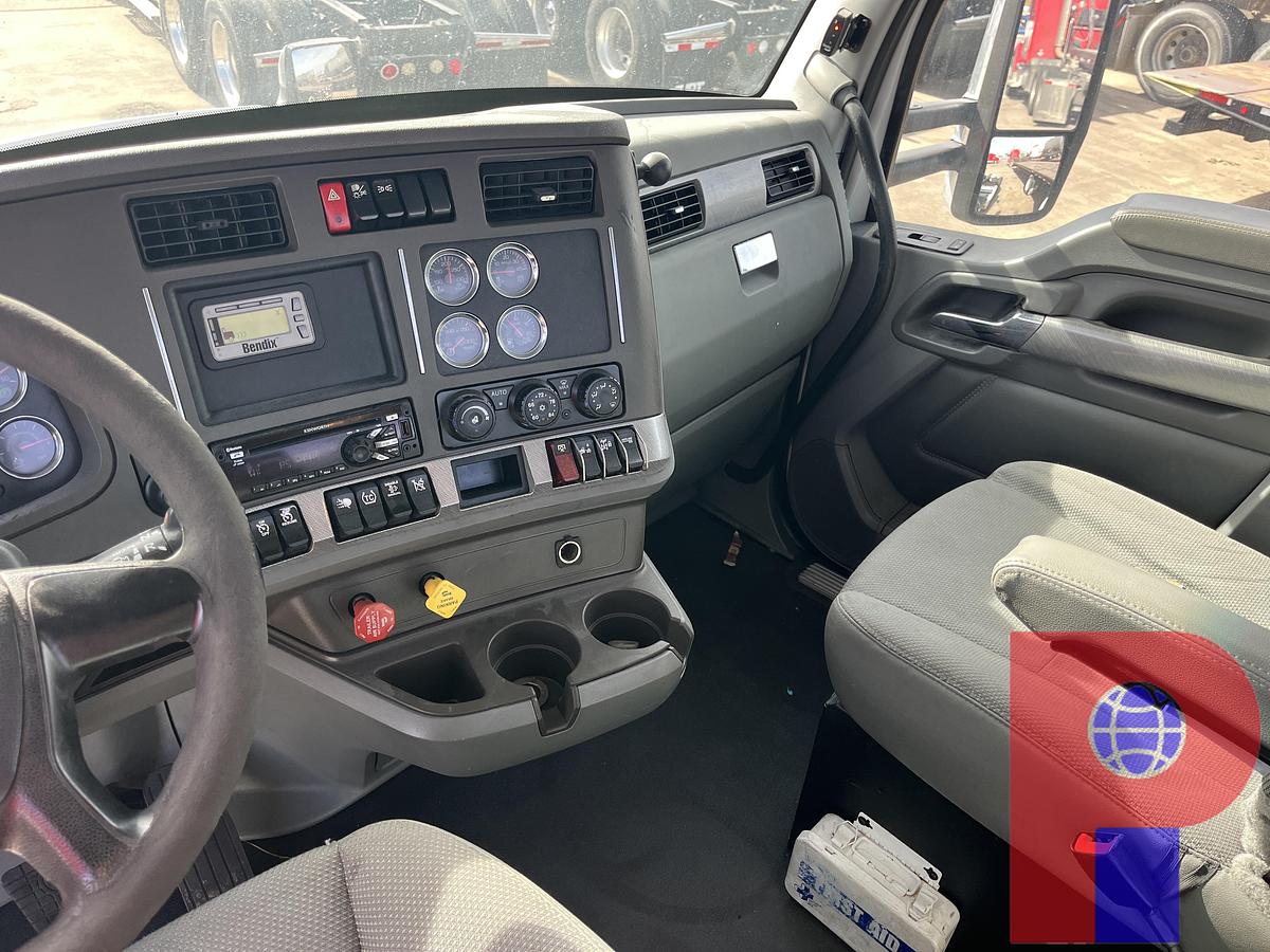 Used 2019 KENWORTH T680 T/A DAY CAB TRUCK TRACTOR