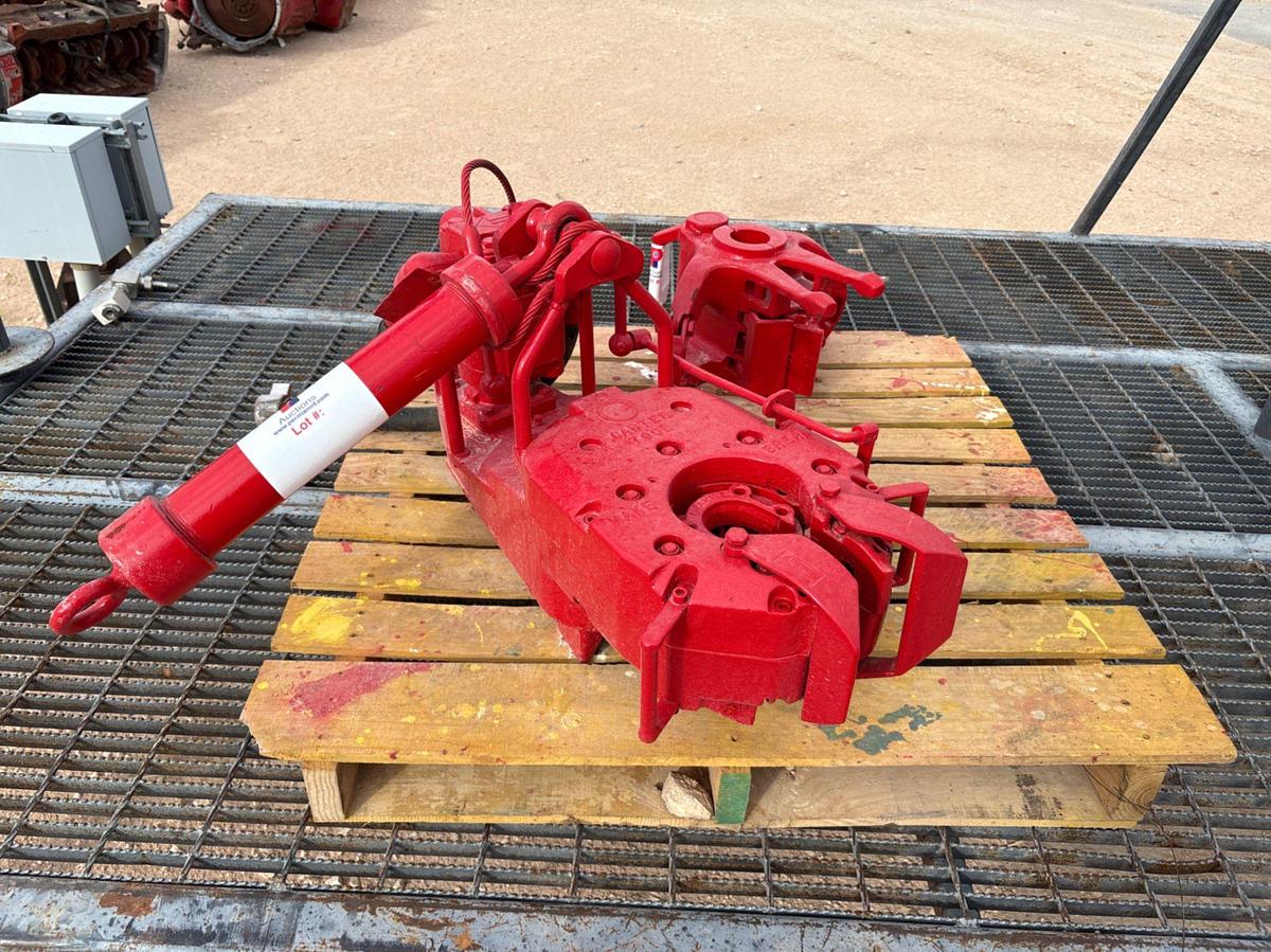 Used Carter tools hydraulic rod tong