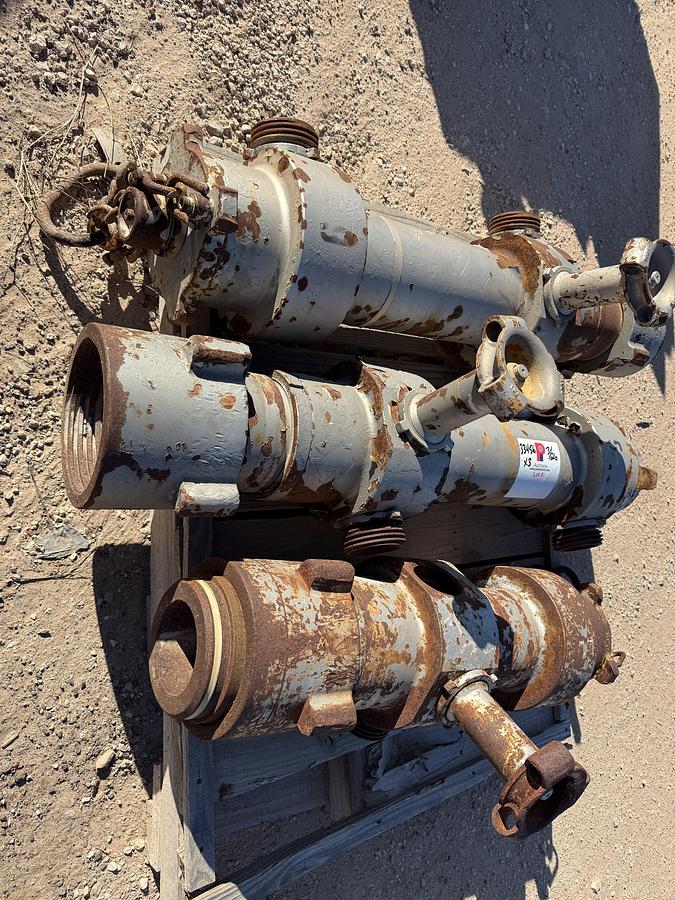 Used (3) MULTI-SIZE SINGLE PLUG CEMENT HEADS