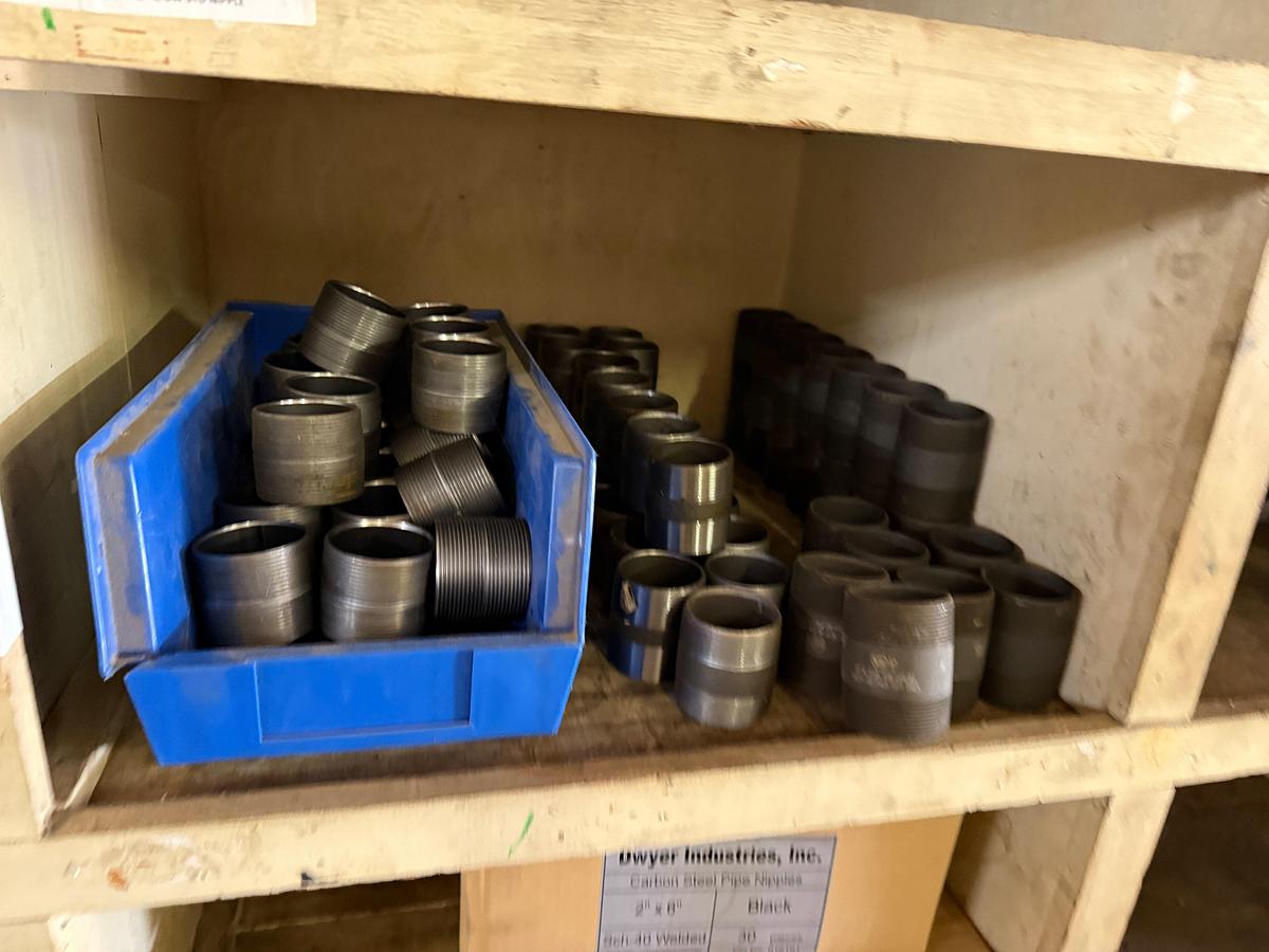 Used SECTION OF (100+) MOSTLY SCH-40 2” THRU 4” PIPE NIPPLES SOME HEAVY WALL