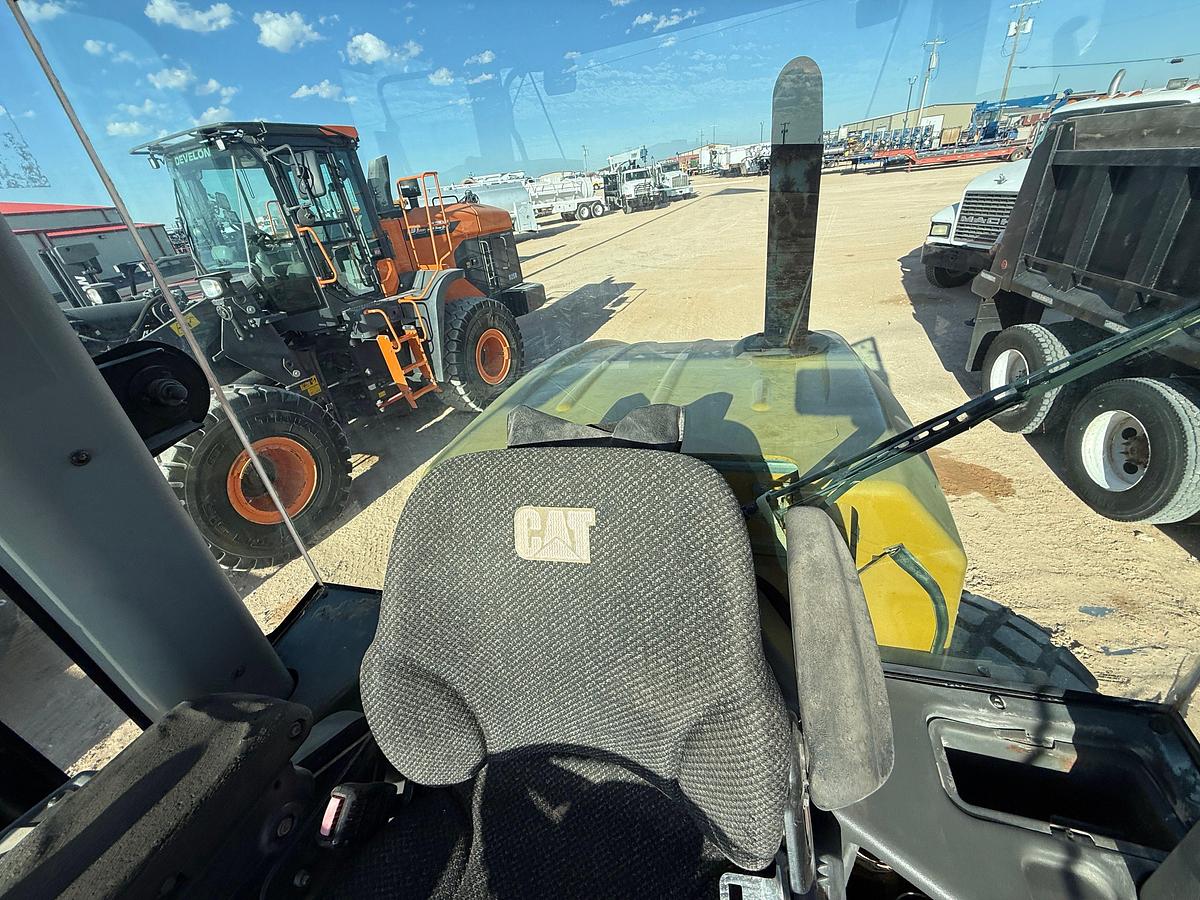 Used 2013 CATERPILLAR CS56B VIBRATORY SMOOTH DRUM COMPACTOR