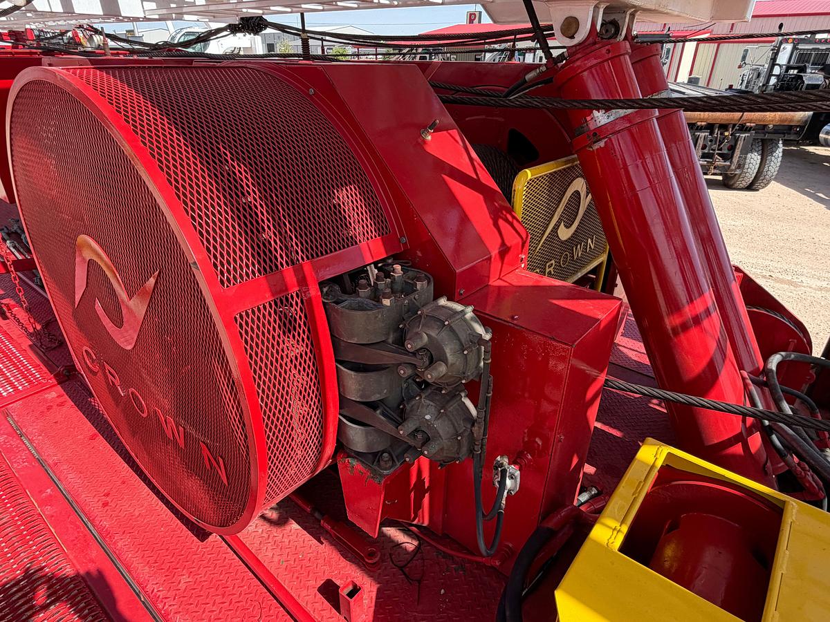 Used FRESHLY REFURBED 2007 CROWN CE600 DD 5 AXLE WELL SERVICE RIG 104'x265K MAST (2026 CAT IV)