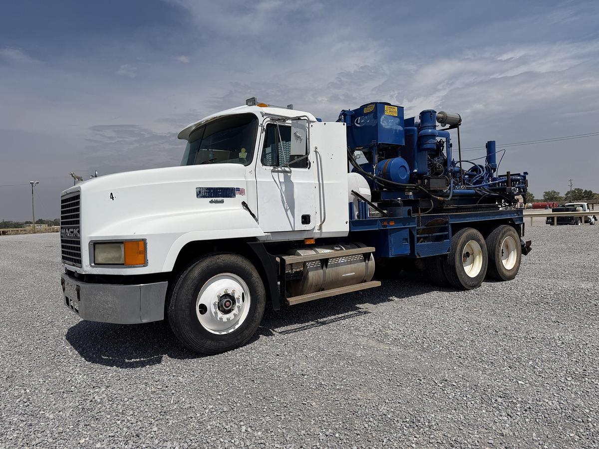 Used Texoma 330-12 Pressure Digger Anchor Truck
