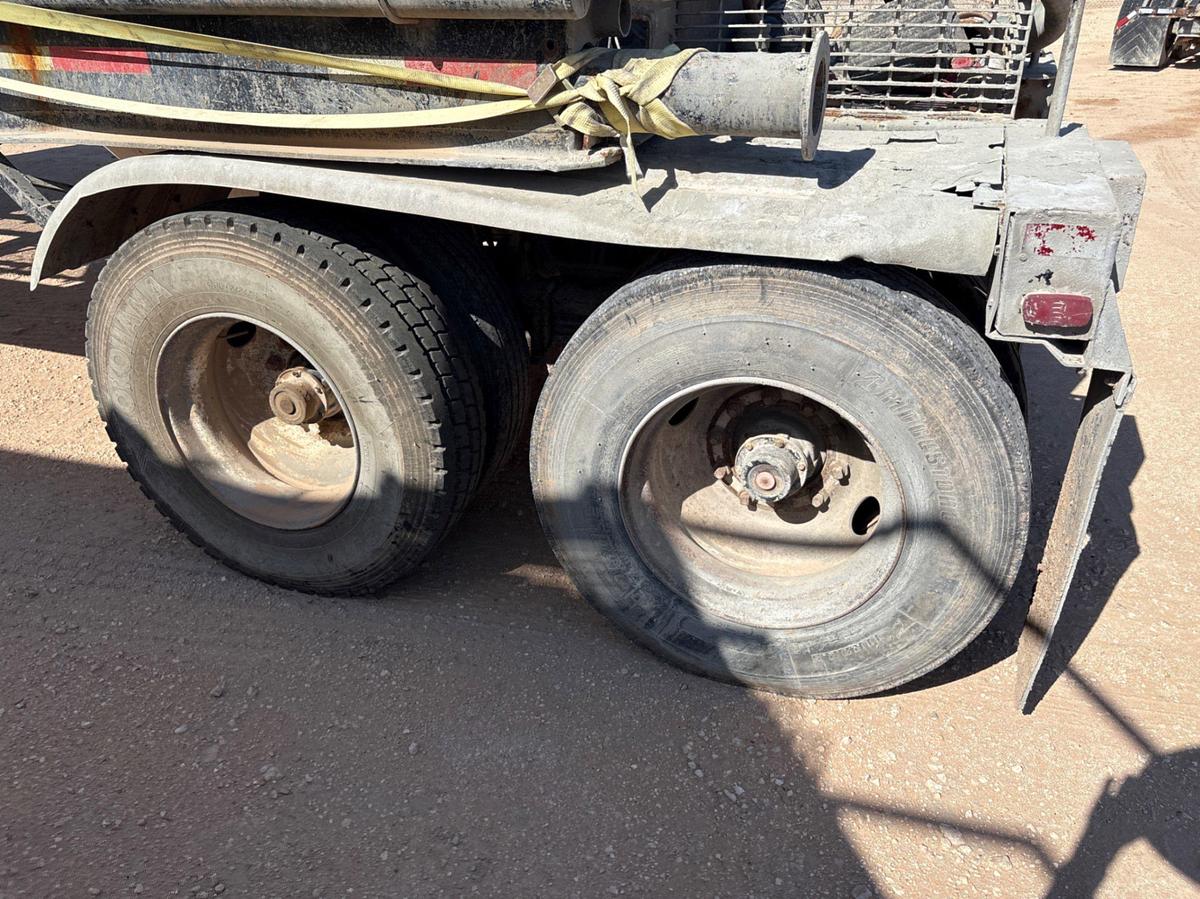 Used 1980 HALL 2-POD T/A DRY BULK TANK TRAILER