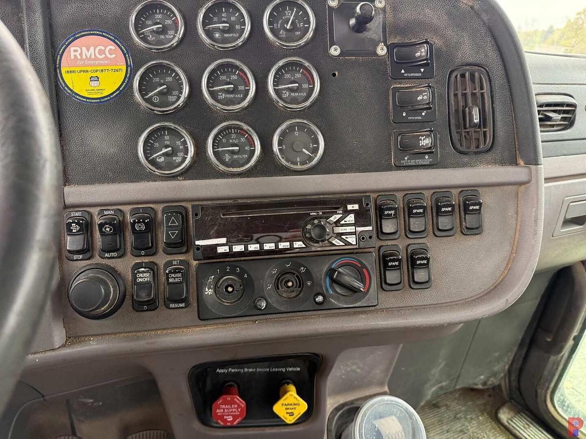 Used 2012 PETERBILT 386 T/A DAY CAB TRUCK TRACTOR (RUNS, INOP)