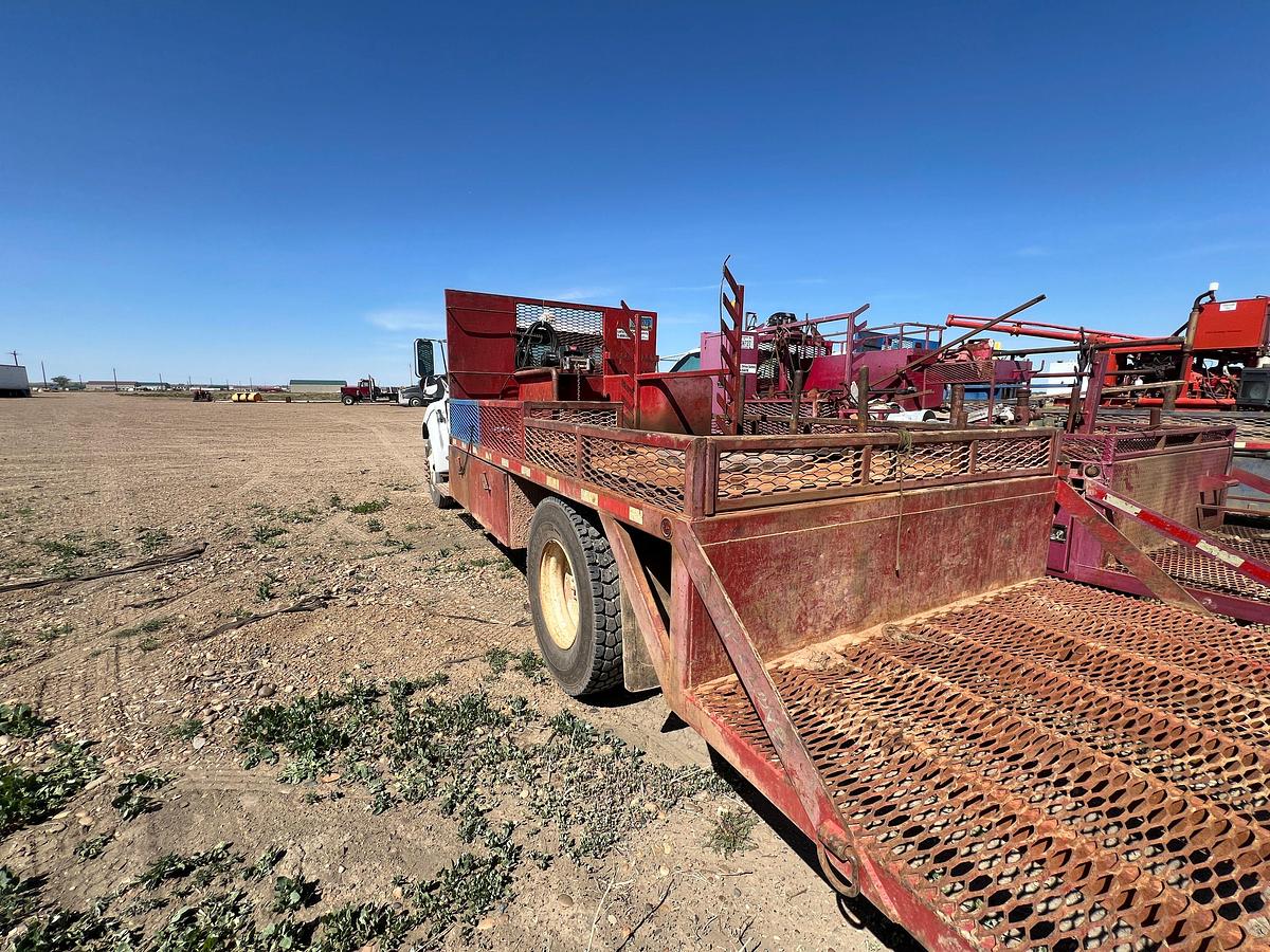 Used 2006 Ford F-650 Super Duty Truck W/ Tool Bed