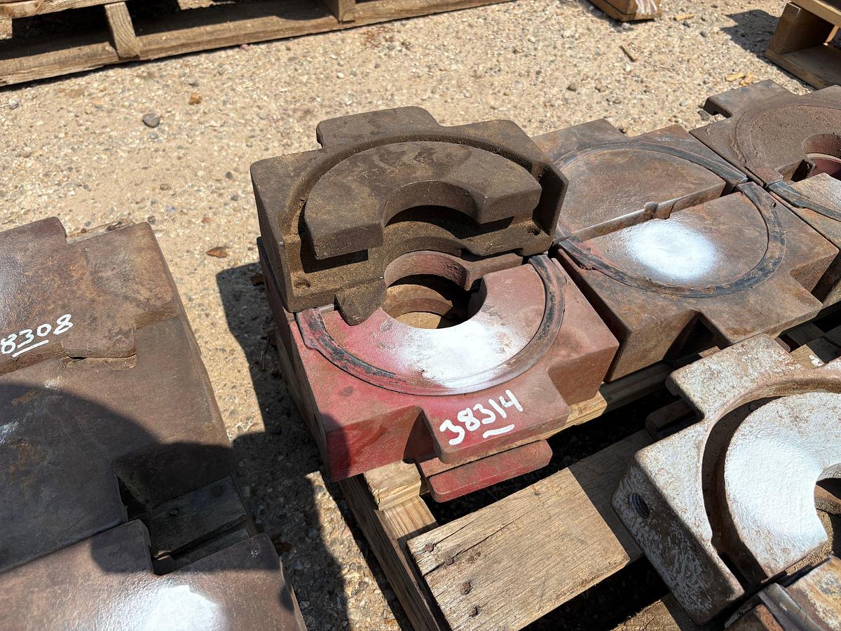 Used Set of (3) 9-1/2”W x 2-7/8” bop pipe rams