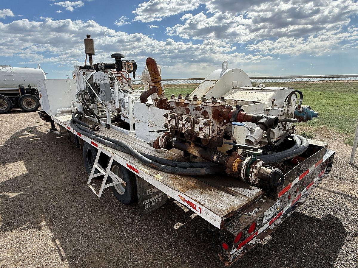 Used GARDNER DENVER TEE 5K WP TRIPLEX PUMP MTD. 2008 TEMCO 26’ x 102” T/A GOOSENECK TRAILER