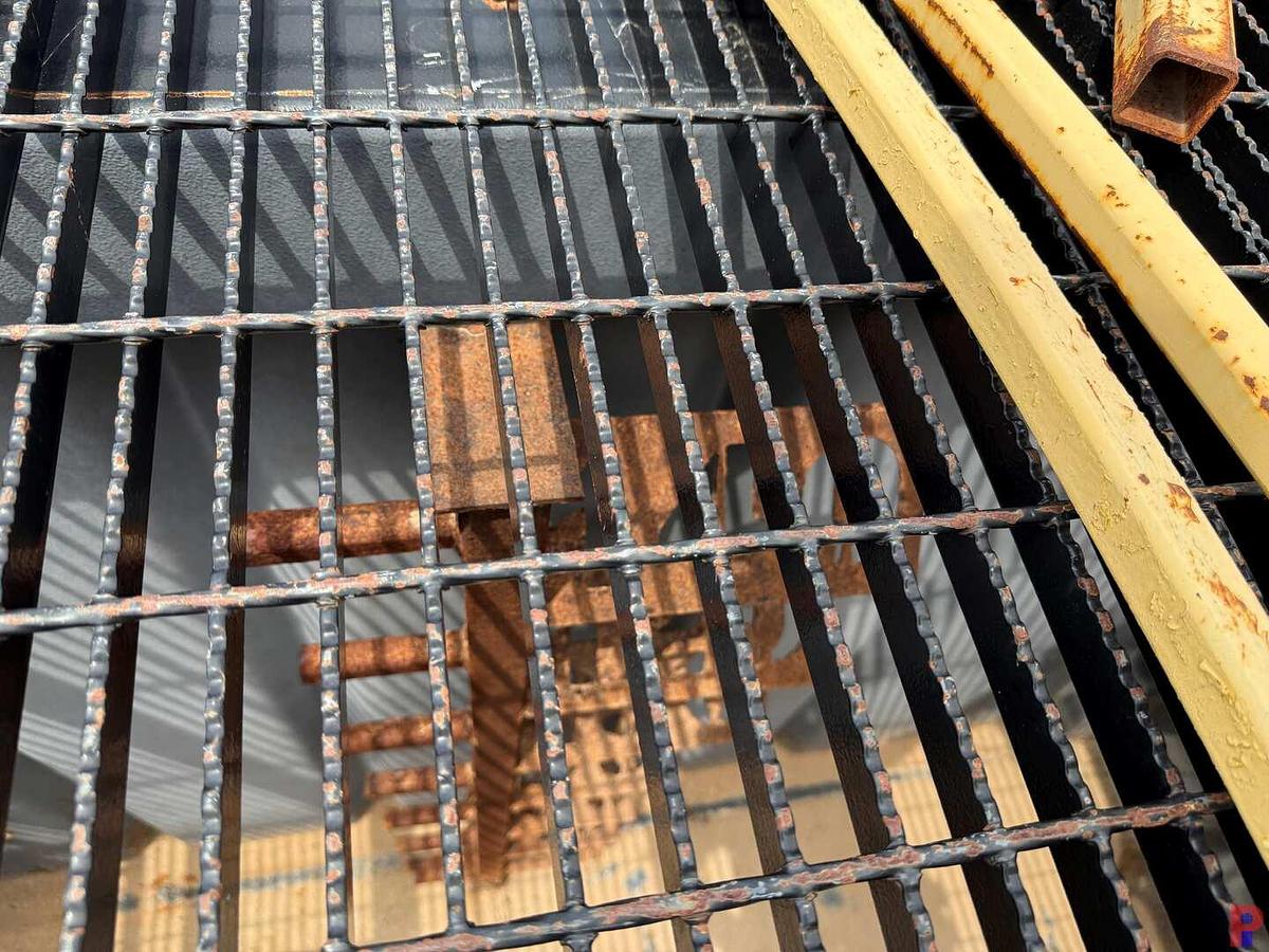 Used 27’L X 10’W X 6.5’H 2-COMPARTMENT 260 BBL. MIXING TANK P/B (4) 75 HP ELECTRIC MOTORS